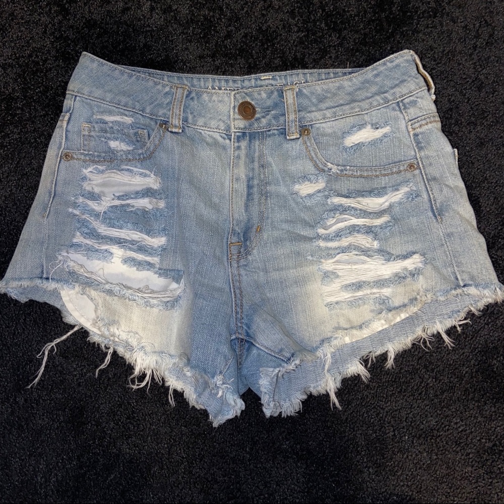 High-waisted Jean shorts